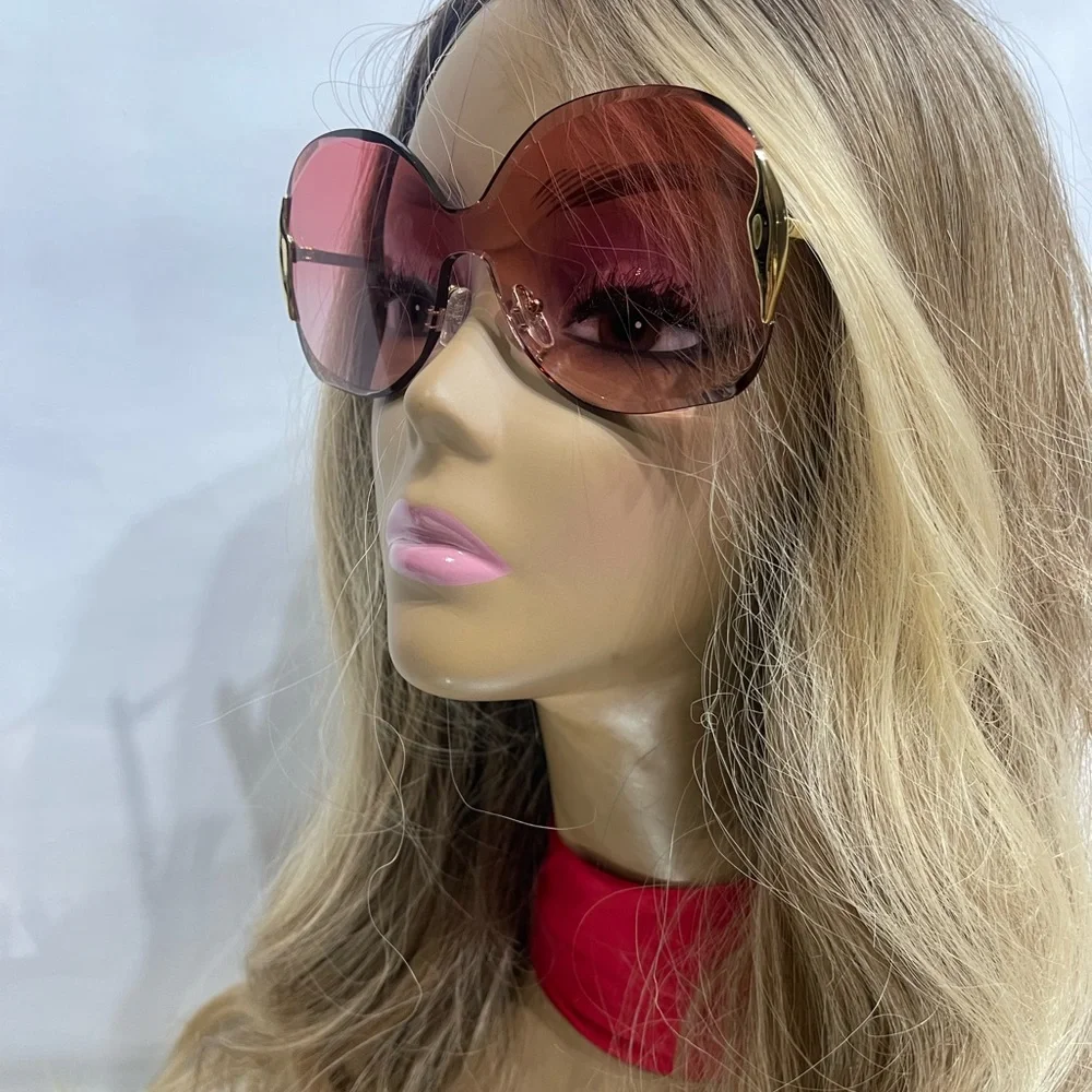 Chloe Sunglasses - Picture 3 of 11